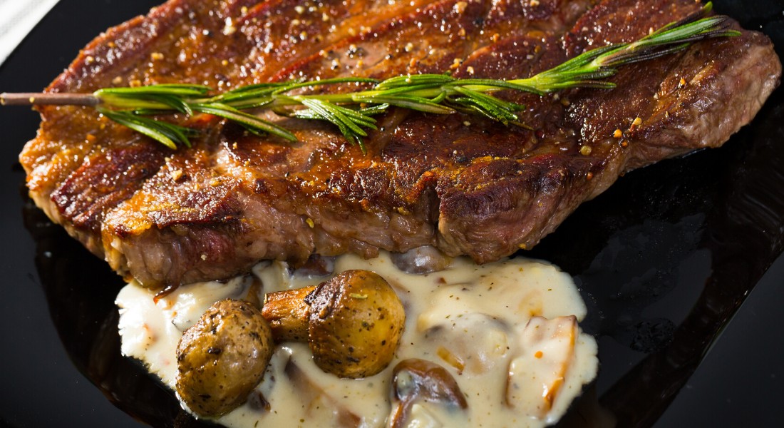 steak-with-mushroom-sauce-free-range-steak-bay-meat-market